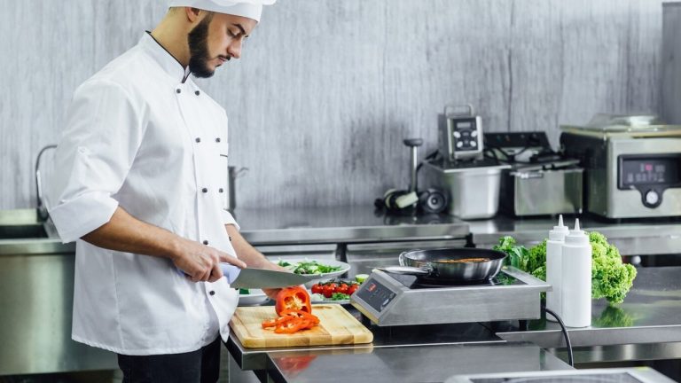 Cloud Kitchen Pricing Strategies to Maximize Profitability